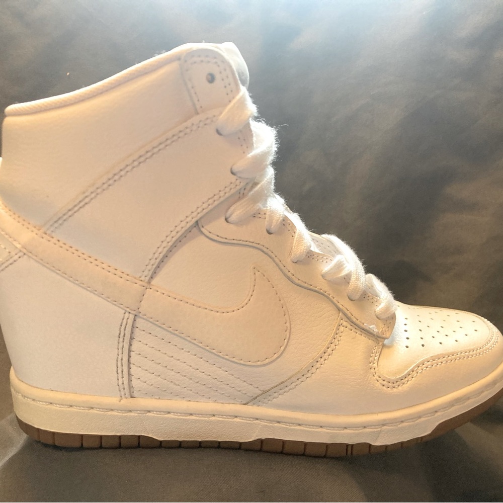 Discontinued Nike Sky Hi Dunks Essential High Top Wedge Sneakers Sz 7